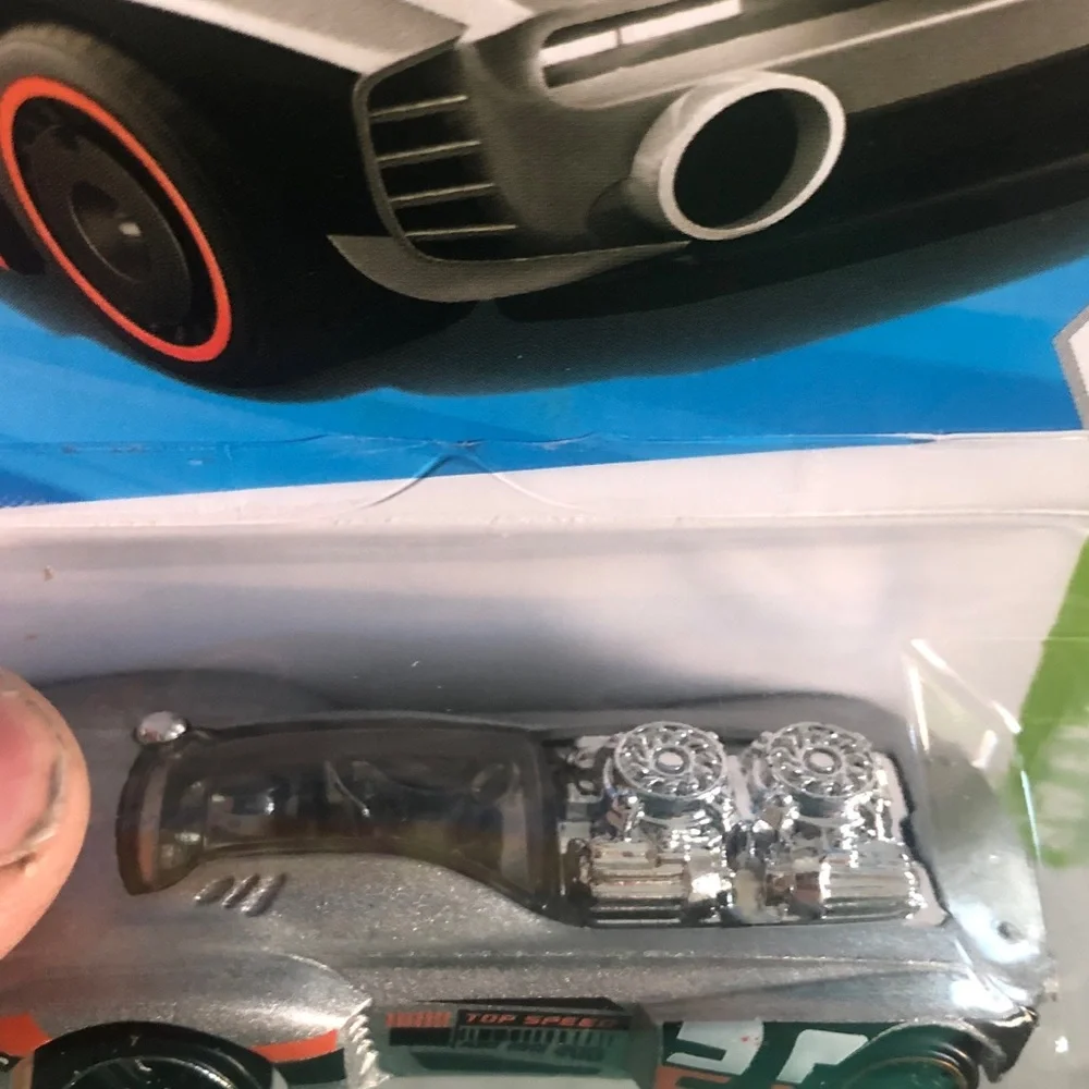 Mattel Hot Wheels Rodger Dodger 2.0 - Silver and Black